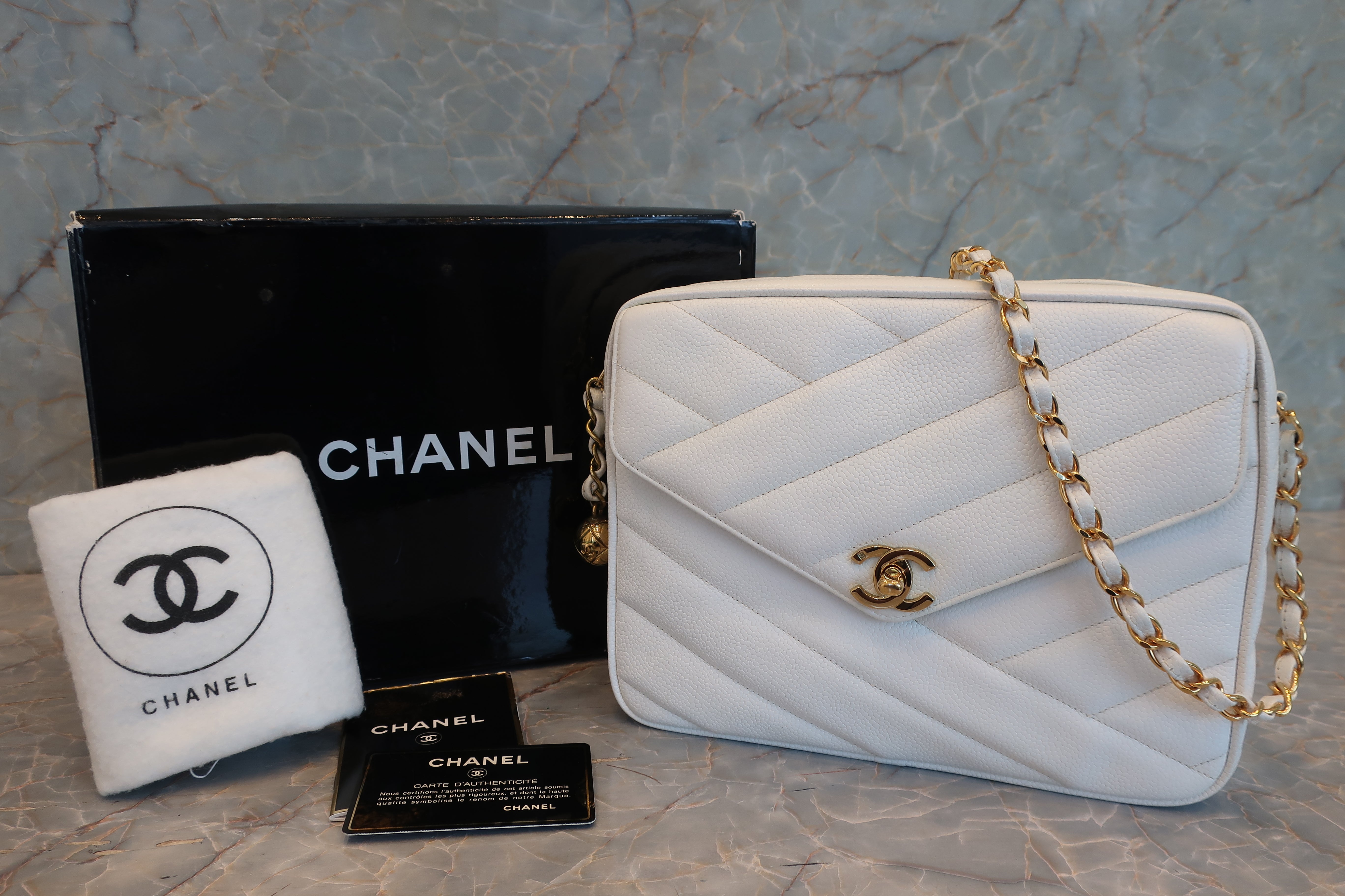 シャネル CHANEL ショルダーバッグ CHANEL/シャネル バイアスステッチチェーンショルダーバッグ キャビア