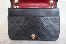 画像をギャラリービューアに読み込む, CHANEL/シャネル マトラッセフルフラップチェーンショルダーバッグ ラムスキン ブラック/ゴールド金具 ショルダーバッグ 800080148
