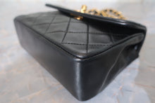 Load image into Gallery viewer, CHANEL Mini matelasse chain shoulder bag Lambskin Black/Gold hadware Shoulder bag 700120154
