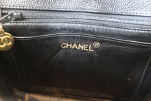 画像をギャラリービューアに読み込む, CHANEL/シャネル Vステッチチェーンショルダーバッグ キャビアスキン ブラック/ゴールド金具 ショルダーバッグ 800010177
