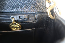 将图片加载到图库查看器，CHANEL/香奈儿 V线 链条包 荔枝皮 Black/Gold hadware(黑色/金色金属) 肩背包 800010177
