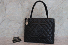 將圖片載入圖庫檢視器 CHANEL/シャネル 復刻トート キャビアスキン ブラック/シルバー金具 トートバッグ 700060102
