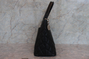 CHANEL/シャネル 復刻トート キャビアスキン ブラック/シルバー金具 トートバッグ 700060102