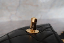 Load image into Gallery viewer, CHANEL Mini matelasse chain shoulder bag Lambskin Black/Gold hadware Shoulder bag 700120154
