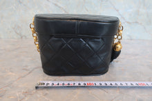 画像をギャラリービューアに読み込む, CHANEL/シャネル マトラッセフリンジチェーンショルダーバッグ ラムスキン ブラック/ゴールド金具 ショルダーバッグ 800010207
