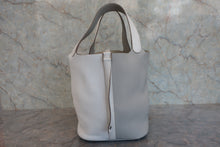 画像をギャラリービューアに読み込む, HERMES／エルメス ピコタンロックカザックGM トリヨンクレマンス ホワイト/パールグレー □P刻印 ハンドバッグ 800020261
