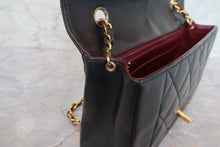 画像をギャラリービューアに読み込む, CHANEL/シャネル ダイアナマトラッセチェーンショルダーバッグ ラムスキン ブラック/ゴールド金具 ショルダーバッグ 700110054
