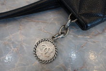 將圖片載入圖庫檢視器 CHANEL/シャネル 復刻トート キャビアスキン ブラック/シルバー金具 トートバッグ 700060102
