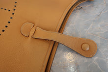 将图片加载到图库查看器，HERMES  EVELYNE1 GM Ardennes leather Natural □A刻印 Shoulder bag 800090008
