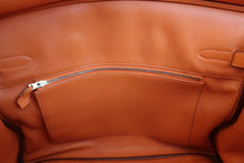 Load image into Gallery viewer, HERMES BIRKIN 35 Clemence leather Orange □M Engraving Hand bag 600060050
