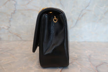 将图片加载到图库查看器，CHANEL/香奈儿 迷你CF 链条包 羊皮 Black/Gold hadware(黑色/金色金属) 肩背包 700060156
