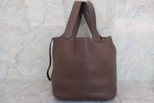 将图片加载到图库查看器，HERMES PICOTIN MM Clemence leather Chocolat □K刻印 Hand bag 600070168
