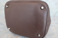 将图片加载到图库查看器，HERMES PICOTIN MM Clemence leather Chocolat □K刻印 Hand bag 600070168
