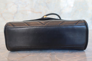 CHANEL/シャネル Vステッチチェーンショルダーバッグ ラムスキン ブラック/ゴールド金具 ショルダーバッグ 700080193