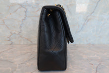 Load image into Gallery viewer, CHANEL Mini Matelasse single flap chain shoulder bag Lambskin Black/Gold hadware Shoulder bag 700070157
