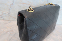 将图片加载到图库查看器，CHANEL/香奈儿 迷你CF 链条包 羊皮 Black/Gold hadware(黑色/金色金属) 肩背包 700060176
