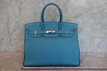 Load image into Gallery viewer, HERMES BIRKIN 35 Bi-color Togo leather Blue jean/Navy □J Engraving Hand bag 700120096
