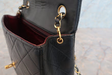 Load image into Gallery viewer, CHANEL Mini Matelasse single flap chain shoulder bag Lambskin Black/Gold hadware Shoulder bag 700070157
