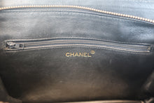 画像をギャラリービューアに読み込む, CHANEL/シャネル マトラッセフリンジチェーンショルダーバッグ ラムスキン ブラック/ゴールド金具 ショルダーバッグ 800010171
