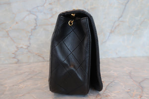 CHANEL/シャネル マトラッセチェーンショルダーバッグ ラムスキン ブラック/ゴールド金具 ショルダーバッグ 700060110