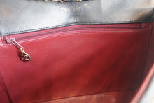 Load image into Gallery viewer, CHANEL Matelasse chain shoulder bag Lambskin Black/Gold hadware Shoulder bag 800070137
