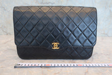 画像をギャラリービューアに読み込む, CHANEL/シャネル マトラッセチェーンショルダーバッグ ラムスキン ブラック/ゴールド金具 ショルダーバッグ 800040096
