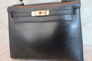 HERMES KELLY 28 Box carf leather Black 〇U Engraving Shoulder bag 700070192