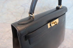 HERMES KELLY 28 Box carf leather Black 〇U Engraving Shoulder bag 700070192