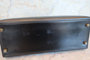 HERMES KELLY 28 Box carf leather Black 〇U Engraving Shoulder bag 700070192