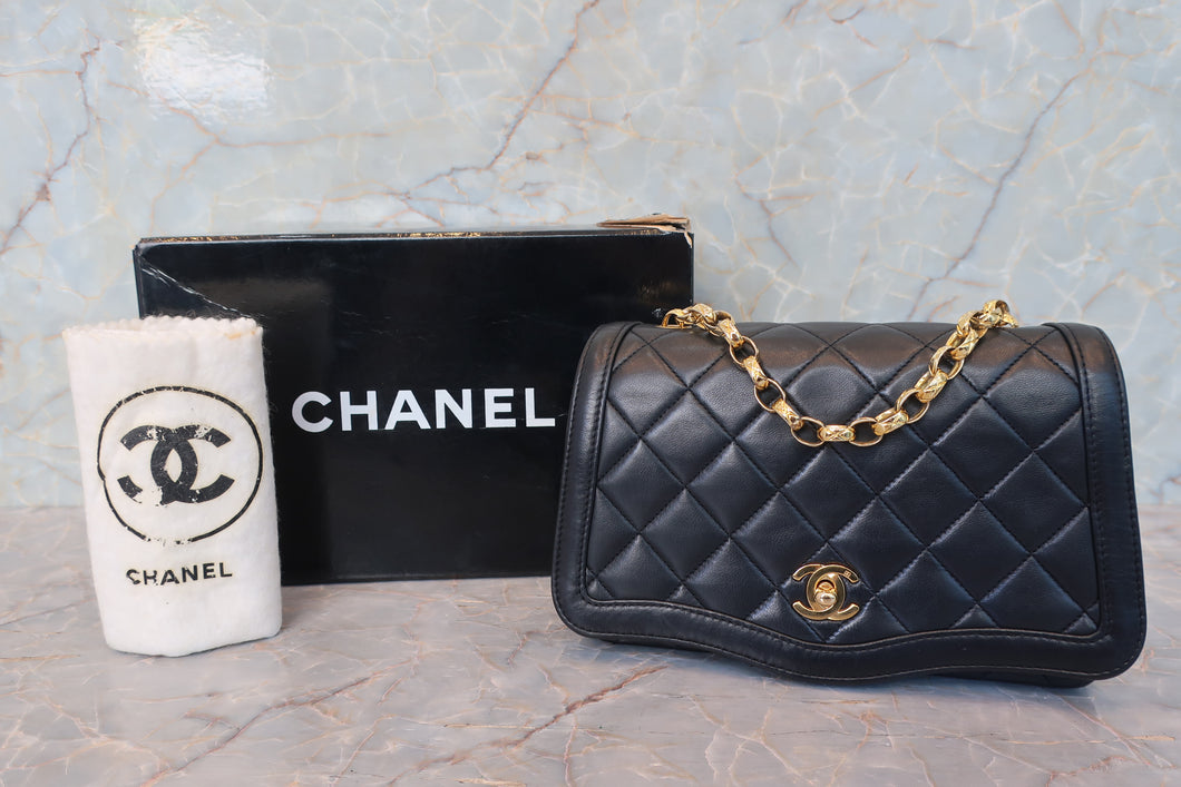 CHANEL/シャネル マトラッセチェーンショルダーバッグ ラムスキン ブラック/ゴールド金具 ショルダーバッグ 700080190