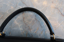 Load image into Gallery viewer, HERMES KELLY 28 Box carf leather Black 〇U Engraving Shoulder bag 700070192
