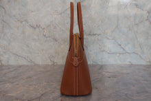 画像をギャラリービューアに読み込む, HERMES／エルメス ボリード27 ヴォーエプソン ゴールド ショルダーバッグ 800020124
