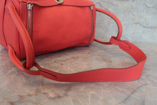 将图片加载到图库查看器，HERMES LINDY 30 Clemence leather Rose jaipur □R刻印 Shoulder bag 800010148
