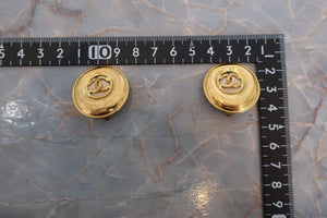 CHANEL CC mark earring Gold plate Gold Earring 600080074