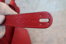 Load image into Gallery viewer, HERMES LINDY 34 Clemence leather Rouge casaque □Q Engraving Shoulder bag 700120131
