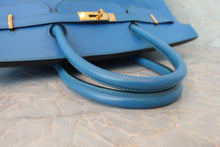 Load image into Gallery viewer, HERMES BIRKIN 40 Graine Couchevel leather Blue france □A Engraving Hand bag 600070128
