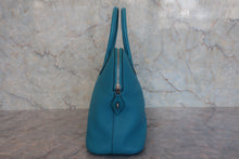 画像をギャラリービューアに読み込む, HERMES／エルメス ボリード31 トリヨンクレマンス ターコイズ □R刻印 ショルダーバッグ 800030040
