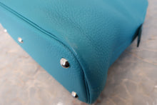 画像をギャラリービューアに読み込む, HERMES／エルメス ボリード31 トリヨンクレマンス ターコイズ □R刻印 ショルダーバッグ 800030040
