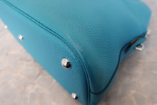 画像をギャラリービューアに読み込む, HERMES／エルメス ボリード31 トリヨンクレマンス ターコイズ □R刻印 ショルダーバッグ 800030040
