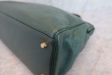 Load image into Gallery viewer, HERMES KELLY 35 Clemence leather Green 〇Y Engraving Shoulder bag 500080053
