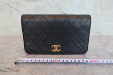 画像をギャラリービューアに読み込む, CHANEL/シャネル ミニマトラッセプッシュロックチェーンショルダーバッグ ラムスキン ブラック/ゴールド金具 ショルダーバッグ 800070040
