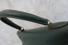 Load image into Gallery viewer, HERMES KELLY 35 Clemence leather Green 〇Y Engraving Shoulder bag 500080053
