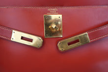 Load image into Gallery viewer, HERMES KELLY 28 Box carf leather Brique 〇P Engraving Hand bag 500100170
