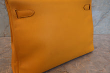 Load image into Gallery viewer, HERMES KELLY 32 Graine Couchevel leather  〇X Engraving Shoulder bag 700120088
