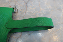 將圖片載入圖庫檢視器 HERMES／エルメス ピコタンロックＰＭ トリヨンクレマンス バンブー □R刻印 ハンドバッグ 700070204
