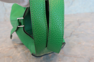 HERMES／エルメス ピコタンロックＰＭ トリヨンクレマンス バンブー □R刻印 ハンドバッグ 700070204