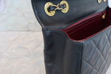 将图片加载到图库查看器，CHANEL/香奈儿 大号CF 单盖 链条包 羊皮 Black/Gold hadware(黑色/金色金属) 肩背包 700060178
