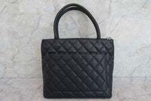 Load image into Gallery viewer, CHANEL Medallion Tote Caviar skin Black/Silver hadware Tote bag 600060061
