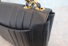 画像をギャラリービューアに読み込む, CHANEL/シャネル マドモアゼルチェーンショルダーバッグ キャビアスキン ブラック/ゴールド金具 ショルダーバッグ 800030052
