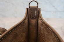 將圖片載入圖庫檢視器 HERMES／エルメス エブリンTPM トリヨンクレマンス エトゥープ Y刻印 ショルダーバッグ 800040118
